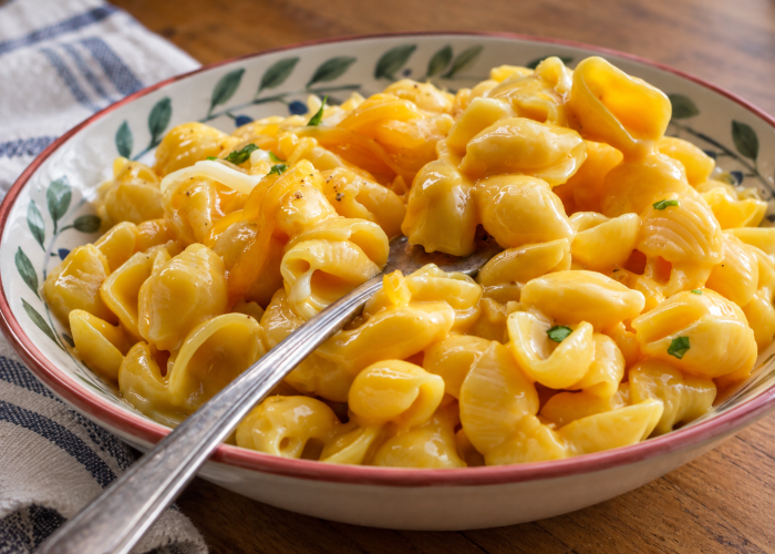 Cozy Homemade Shell Mac and Cheese